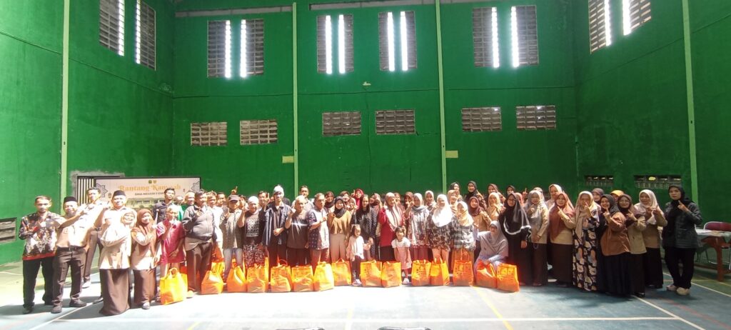 Rantang Kanyaah: Tradisi Berbagi di Bulan Ramadan dari SMAN 1 Ciamis